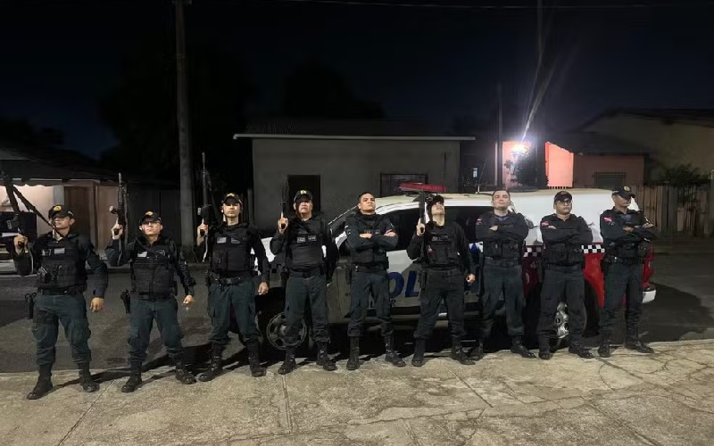Policiais militares de Terra Santa localizaram e prenderam suspeitos de assaltos e tráfico de drogas — Foto: Polícia Militar / Divulgação