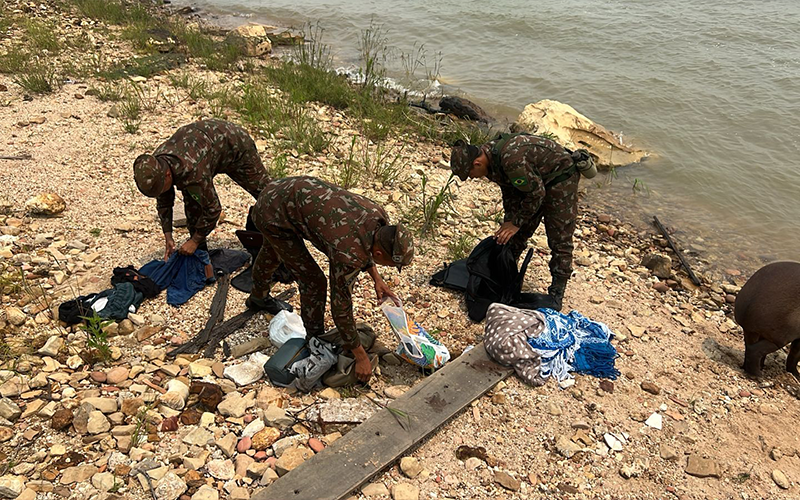pertences das vítimas encontrados no rio Tapajós | Foto: Divulgação
