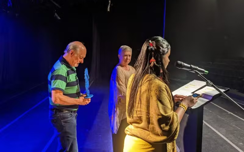Samara Borari falou sobre a alegria em receber o prêmio inédito — Foto: Divulgação