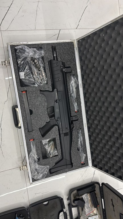 f2ee2820-ce17-4dc1-accc-97b7e82e4fb9