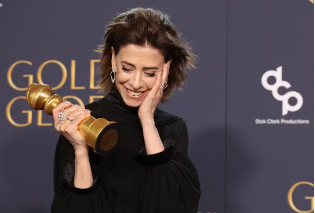 Fernanda Torres vence Globo de Ouro de 'Melhor Atriz de Drama' pelo filme Ainda Estou Aqui — Foto: Reuters