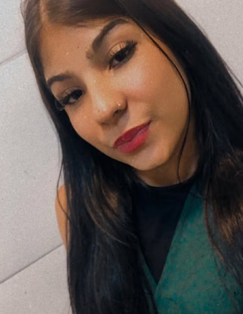 Corpo da adolescente Vitória Regina de Sousa, de 17 anos, foi encontrado nesta quarta-feira (5) em uma área de mata em Cajamar — Foto: Reprodução/Instagram