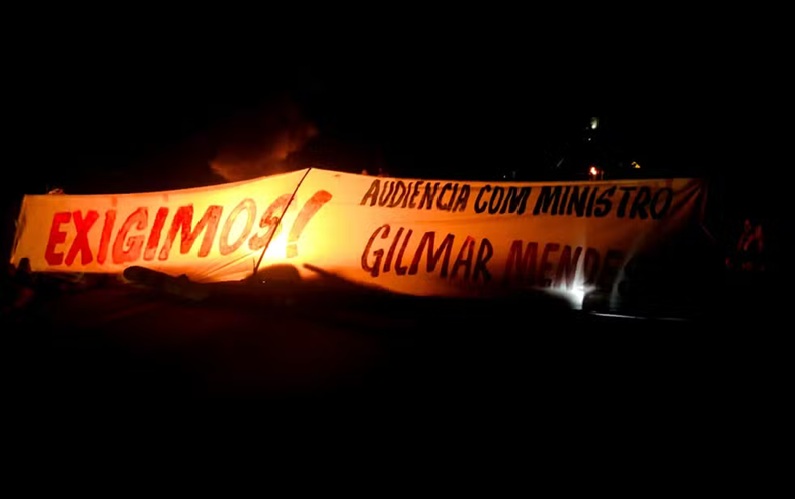 Indígenas Munduruku pedem audiência com Gilmar Mendes. — Foto: Frank Akay Munduruku