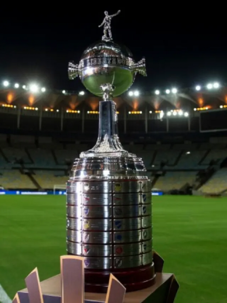 Taça da Copa Libertadores da América (Foto: Divulgação/Conmebol)