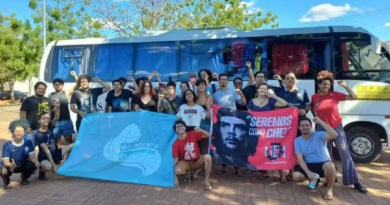 Estudantes da UFPA que sofreram acidente posaram junto em foto antes da viagem do PA para GO — Foto: Redes sociais/Reprodução