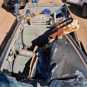 Acidente destruiu o teto da caminhonete — Foto: Polícia Civil de Mato Grosso