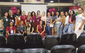 Profissionais e residentes participaram do evento