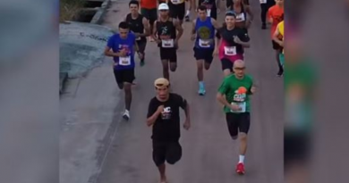 bebado ganha corrida