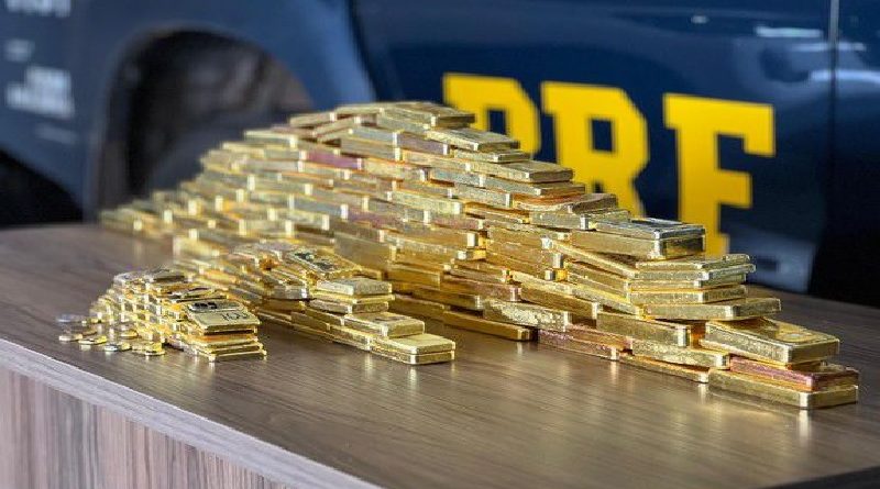 Apreensão de barras de ouro soma 104 kg em Boa Vista — Foto: Caíque Rodrigues/g1 RR