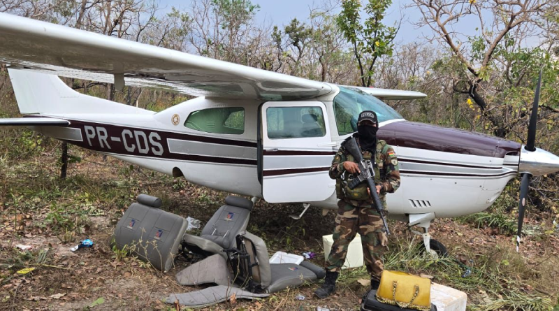 aviao roubado em np recuperado