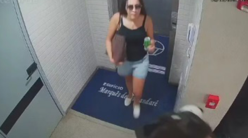 Mulheres roubam R$ 1 milhão em prédio e saem bebendo cerveja