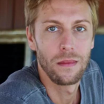 Ator Fernando Fecchio morre aos 45 anos, e famosos prestam homenagens